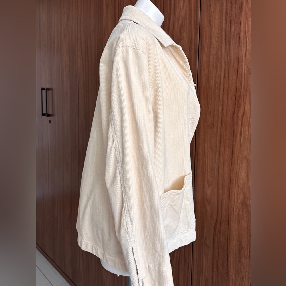 NWT. Uniqlo Women’s Corduroy Jacket size Large - Picture 7 of 13